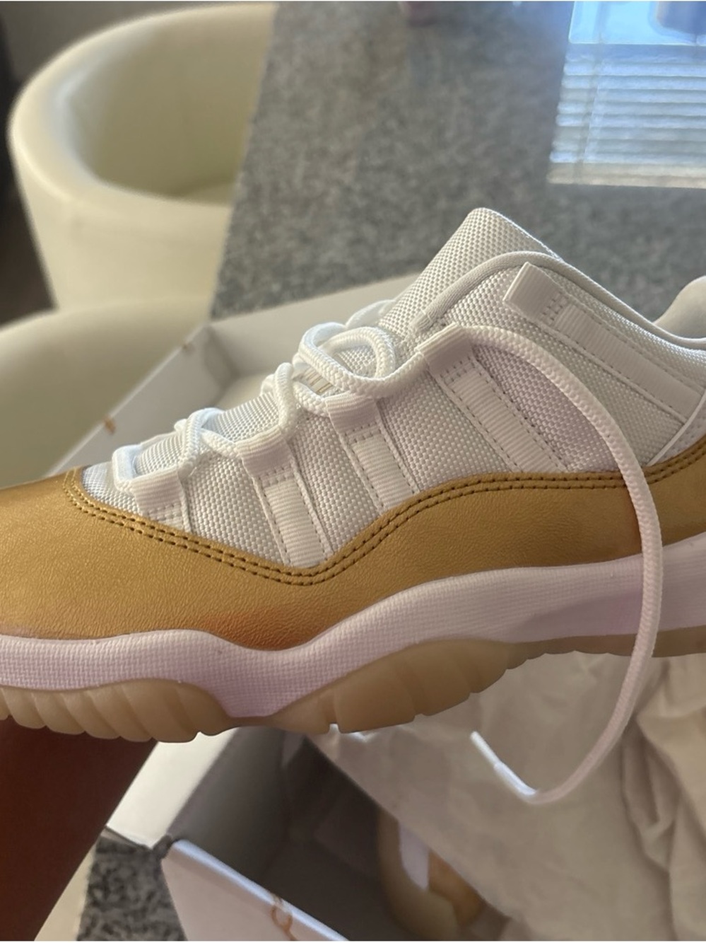 Jordan 11 Retros White/ Gold